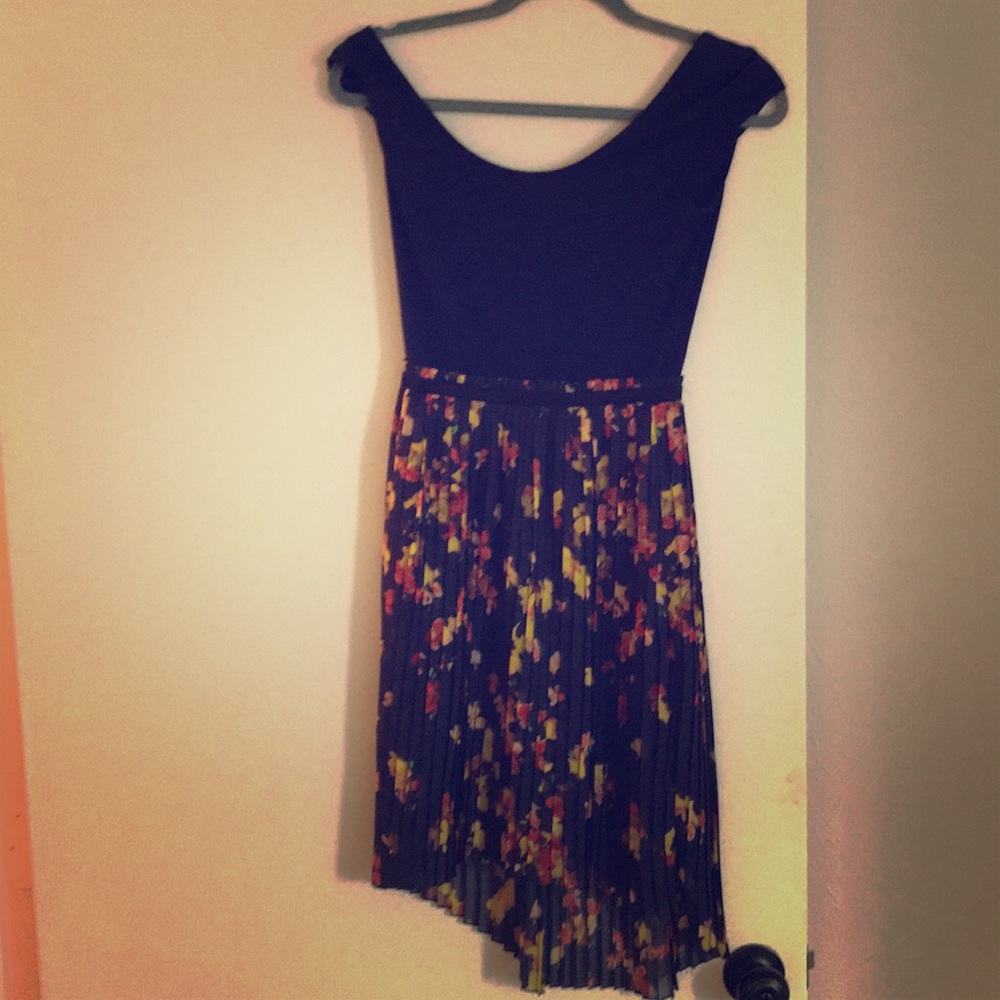 Size small high low navy and floral dress.